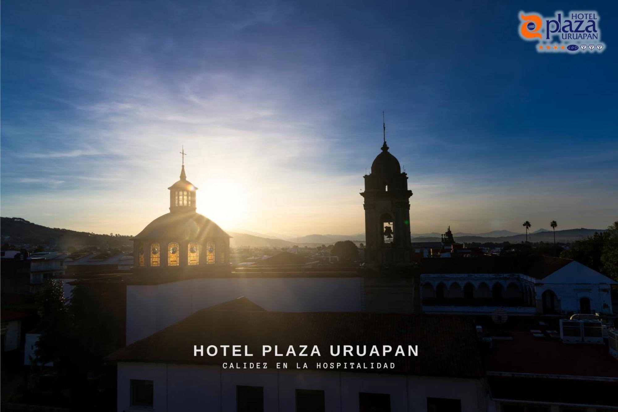 Plaza Uruapan Hotel Exteriör bild